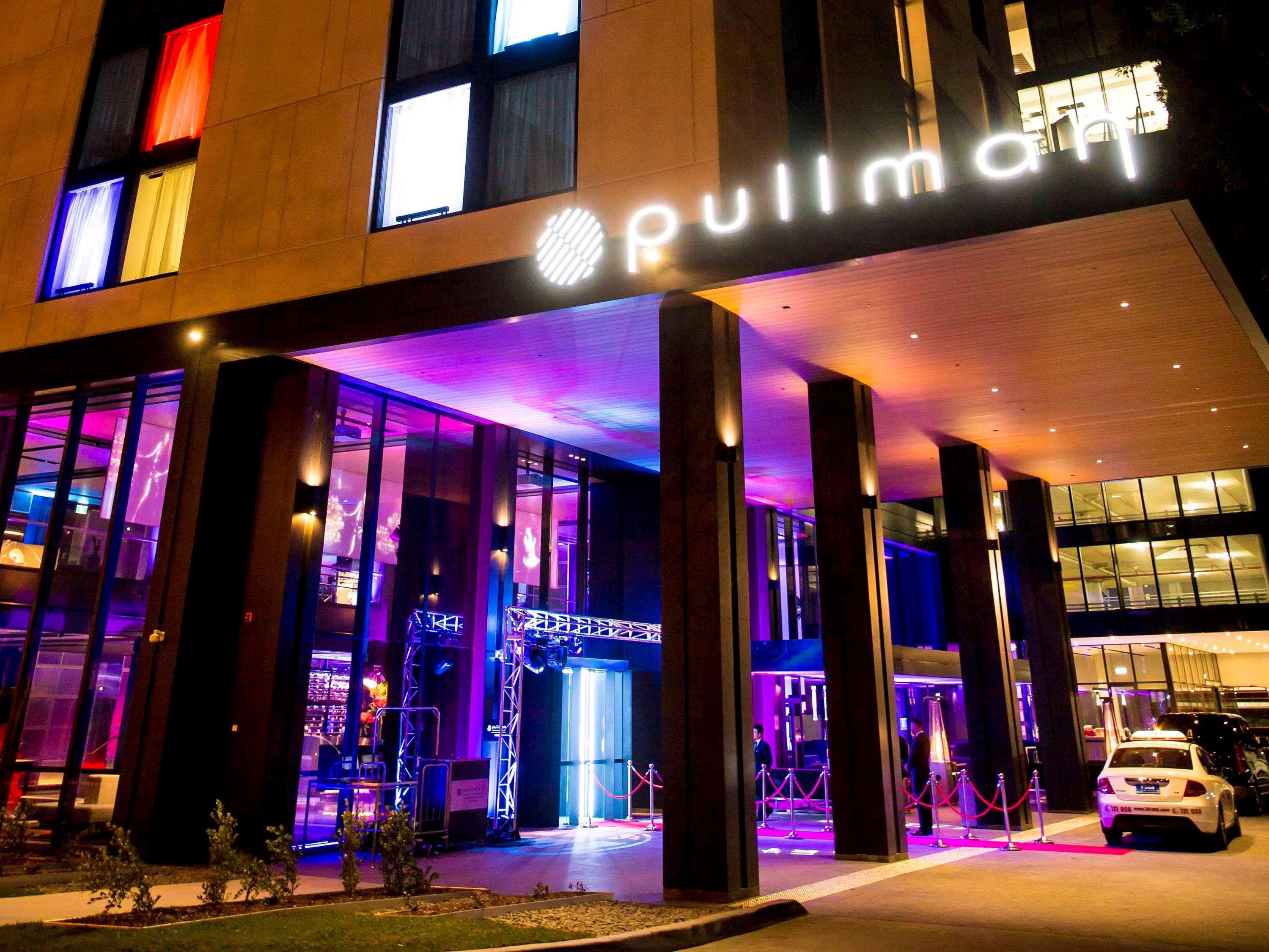 Pullman Sydney Airport Hotel Exterior foto